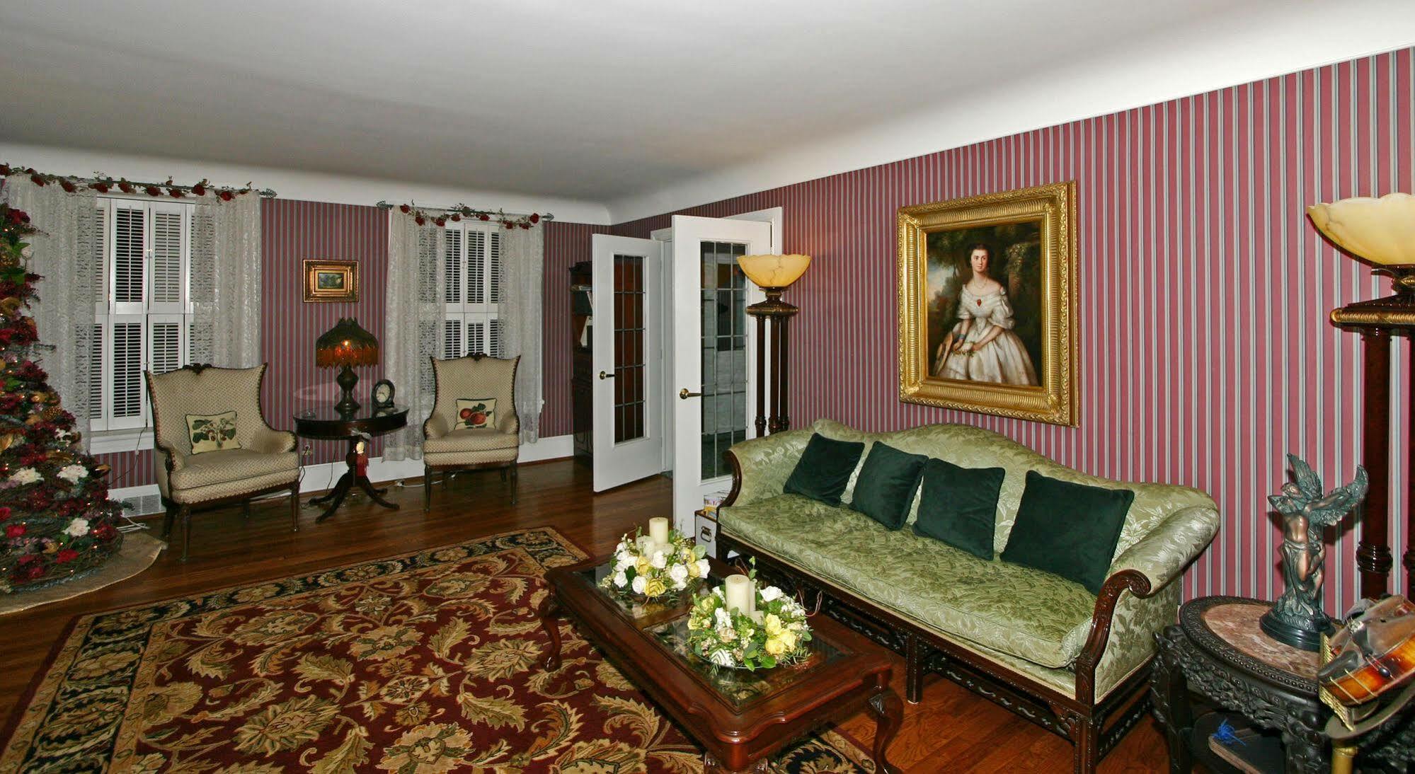 Cobblestone Manor Auburn Hills Interior foto